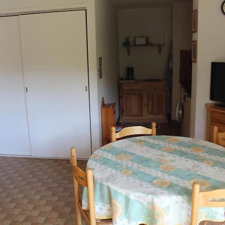 אמבראן Appartement Au Calme, A Deux Pas Du Plan D Eau מראה חיצוני תמונה